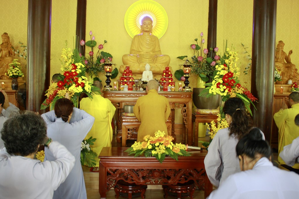 Thiền lạy Phật