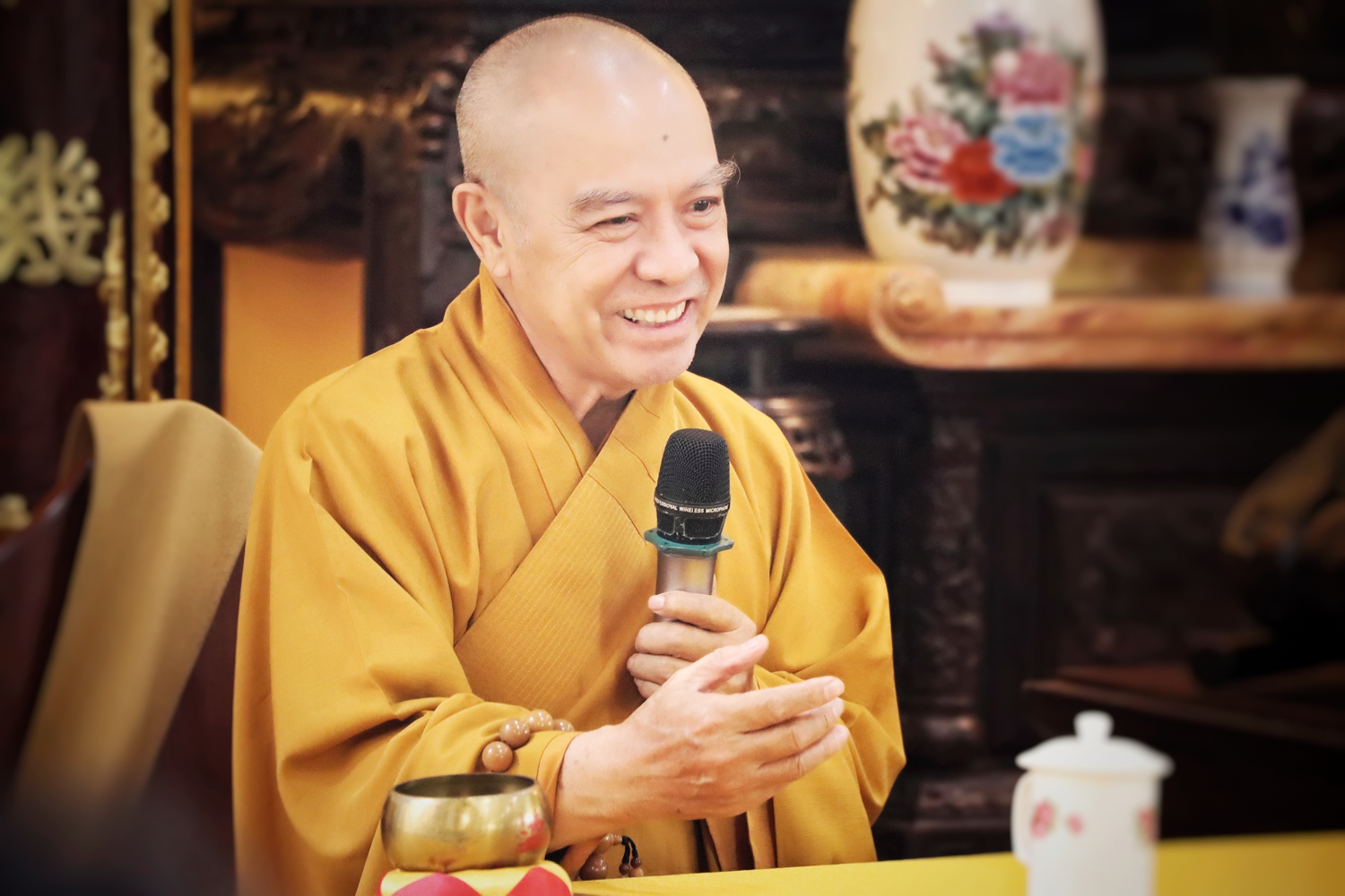 Hòa Thượng Nhật Hỷ thăm Đạo tràng tu Bát Quan Trai Chùa Từ Tân