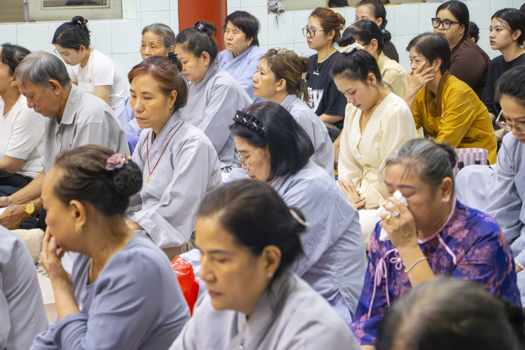LẮNG ĐỌNG MÙA VU LAN – HOA HỒNG CÀI ÁO, TÌNH CHA NGHĨA MẸ (9)