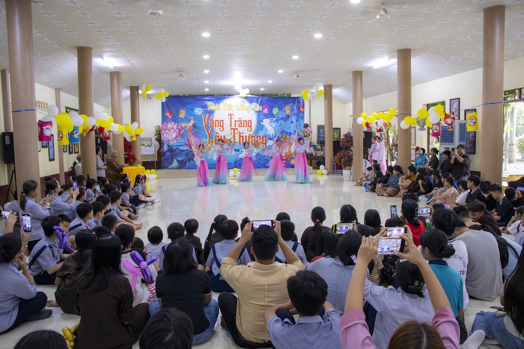 TẾT TRUNG THU 2026: “VUI HỘI TRĂNG RẰM” TẠI THIỀN THẤT HƯƠNG VÂN (55)
