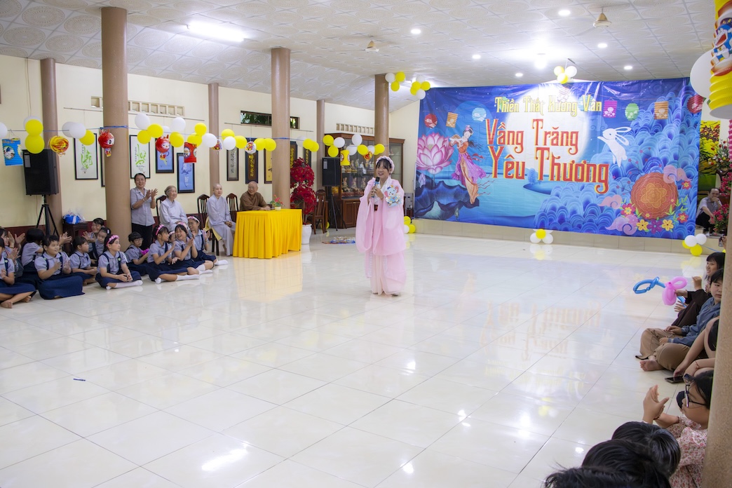 TẾT TRUNG THU 2026: “VUI HỘI TRĂNG RẰM” TẠI THIỀN THẤT HƯƠNG VÂN (50)