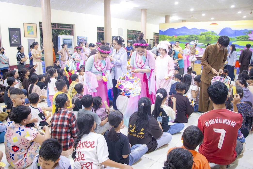 TẾT TRUNG THU 2026: “VUI HỘI TRĂNG RẰM” TẠI THIỀN THẤT HƯƠNG VÂN (11)
