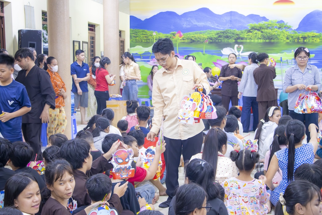 TẾT TRUNG THU 2026: “VUI HỘI TRĂNG RẰM” TẠI THIỀN THẤT HƯƠNG VÂN (8)