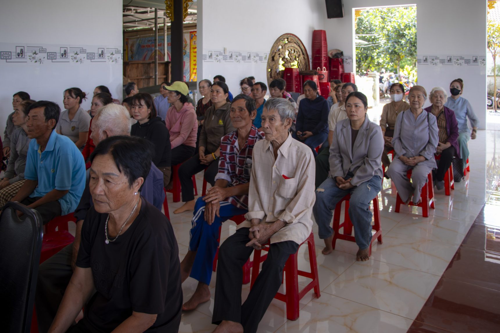 ĐOÀN TỪ THIỆN CHÙA TỪ TÂN TẶNG QUÀ CHO ĐỒNG BÀO NGHÈO XÃ ĐẮK’ RU, ĐẮK NÔNG NGÀY 07/10/2026 (47)