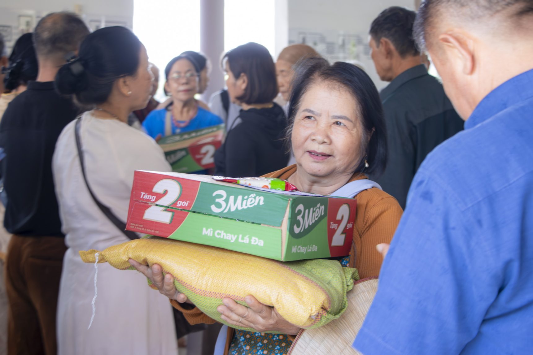 ĐOÀN TỪ THIỆN CHÙA TỪ TÂN TẶNG QUÀ CHO ĐỒNG BÀO NGHÈO XÃ ĐẮK’ RU, ĐẮK NÔNG NGÀY 07/10/2026 (31)