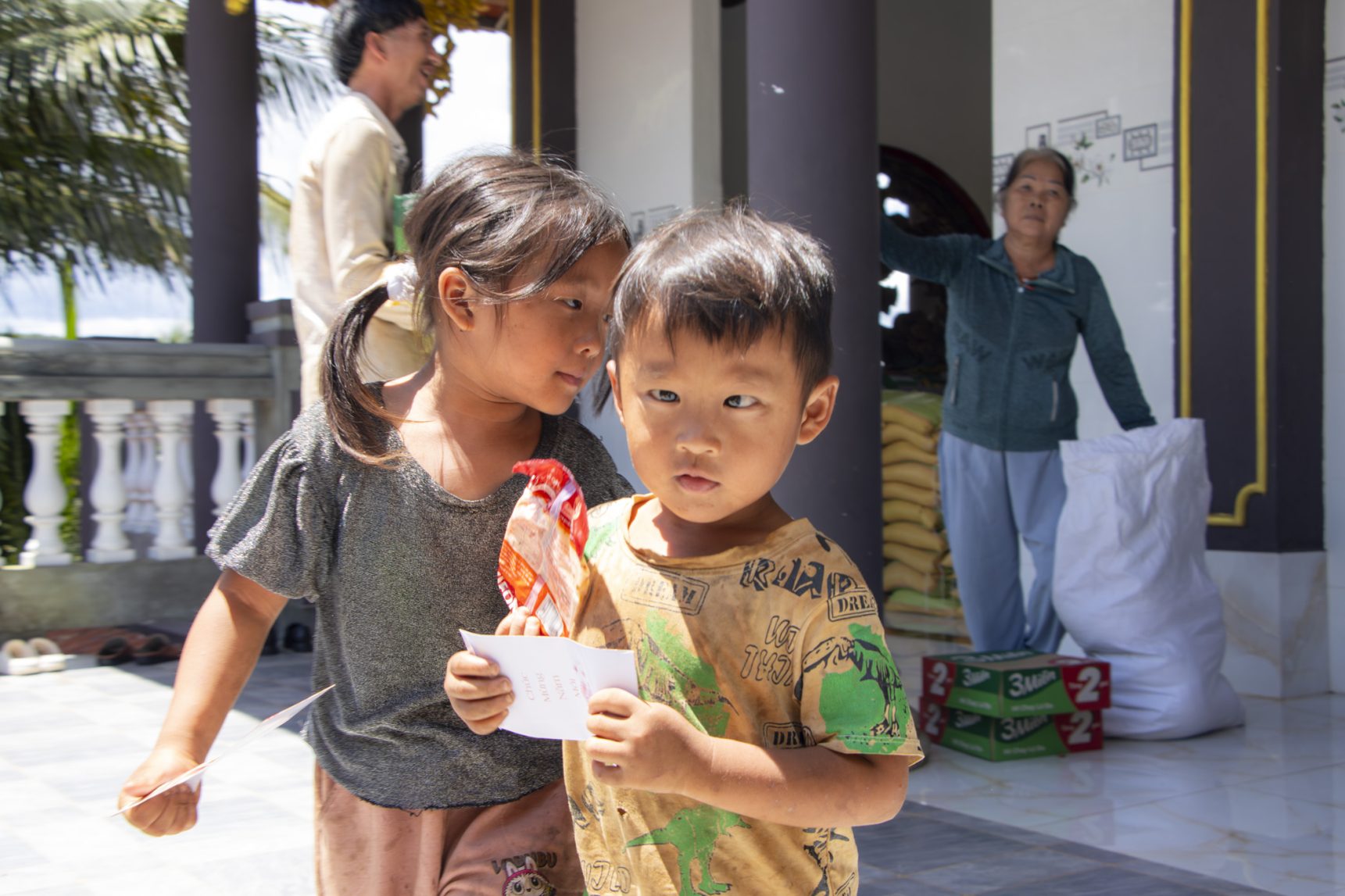 ĐOÀN TỪ THIỆN CHÙA TỪ TÂN TẶNG QUÀ CHO ĐỒNG BÀO NGHÈO XÃ ĐẮK’ RU, ĐẮK NÔNG NGÀY 07/10/2026 (16)